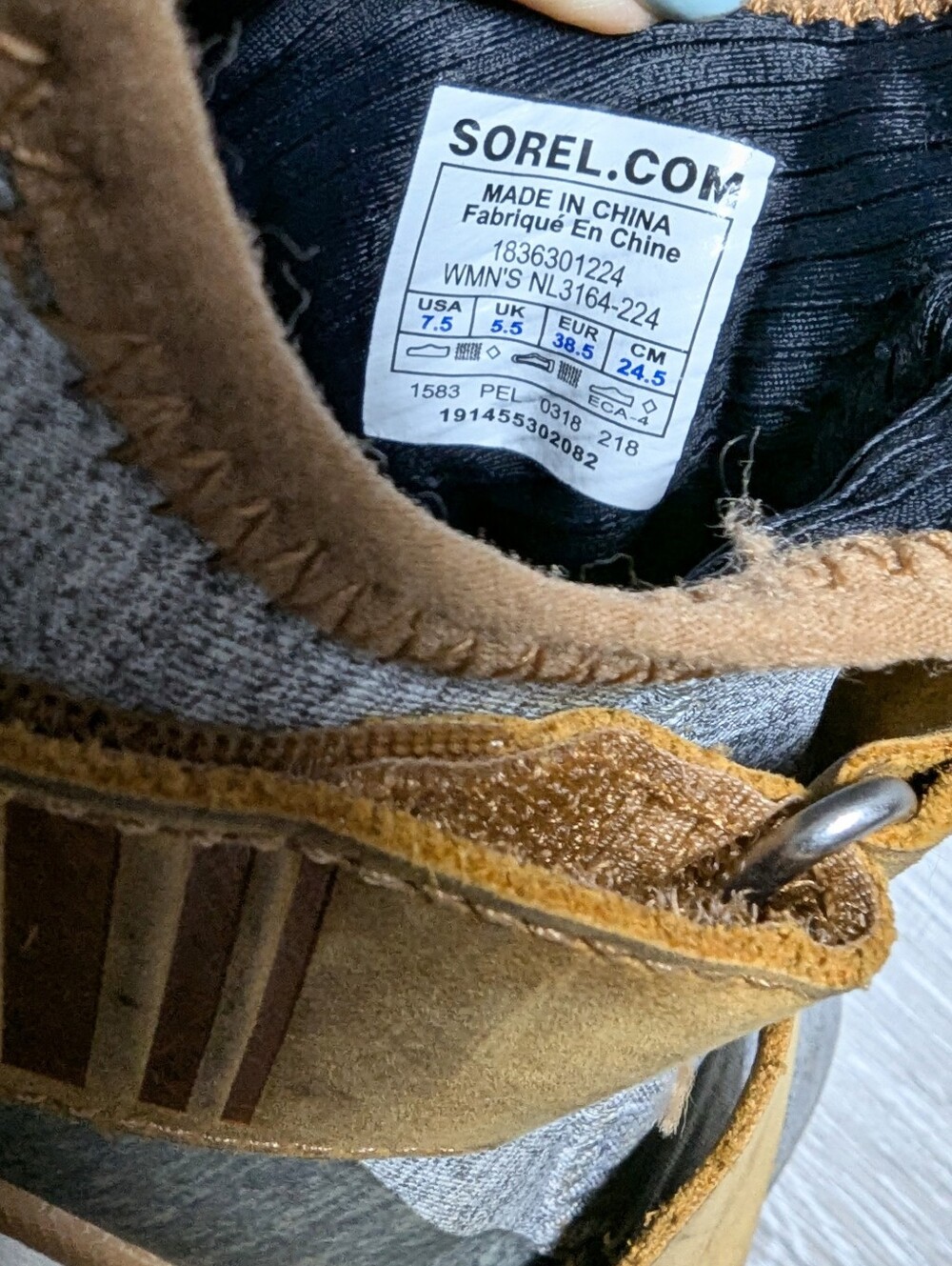 Sorel Women's Kinetic Slip On Sneakers With Cross Strap Size 7.5 - Picture 5 of 7